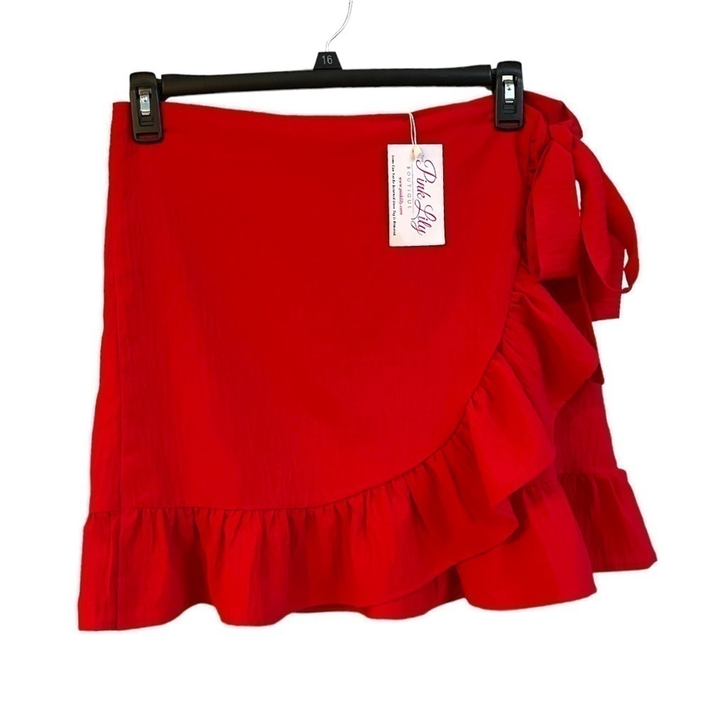 PINK LILY, NWT, RED, WRAP MINI SKIRT WITH RUFFLED BOTTOM & SIDE TIE. SIZE XL